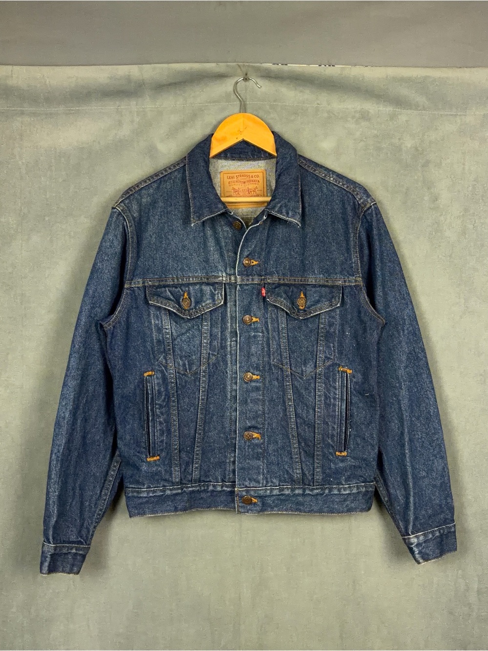 Vintage 80’s Levis 70506-0216 type III Denim Trucker Jacket Made in USA Size 36